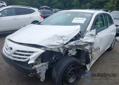 2013 Toyota Corolla Le из США, поврежденный, VIN 5YFBU4EE2DP088263